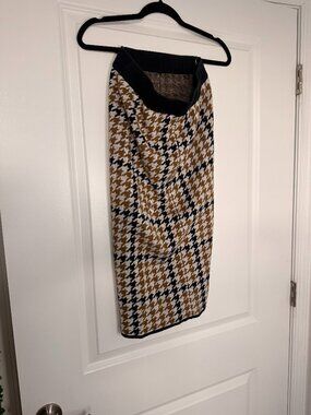 Houndstooth Midi Skirt – Camel, Black & Cream (XS)